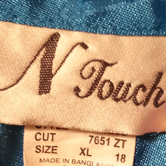 Women's N Touch Size XL Bright Blue Sheer Satin Button Up Long Sleeve Blouse - Picture 8 of 10